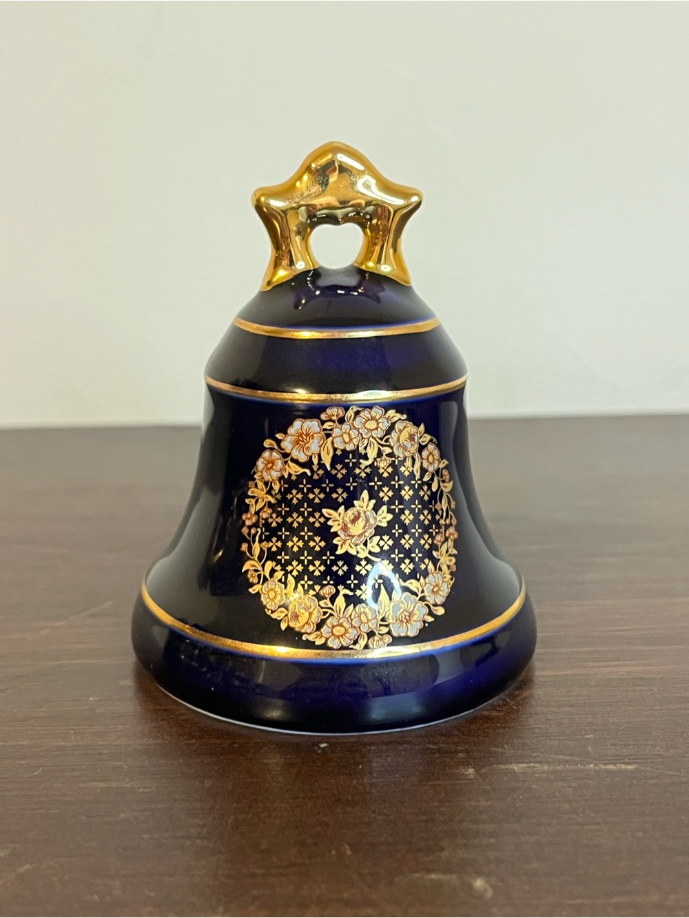 Vintage Limoges France mini porcelain bell courting couple 3.5"